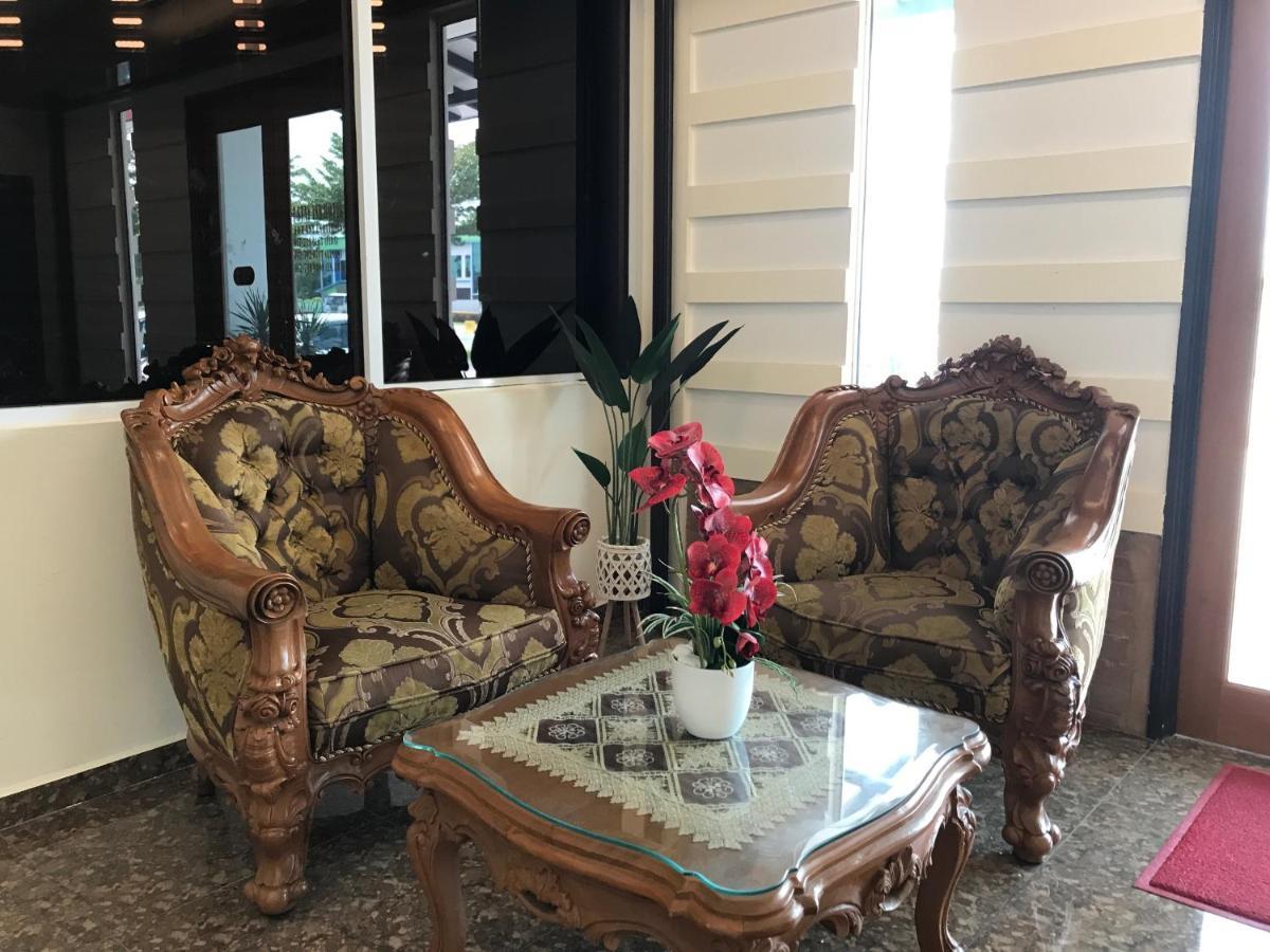 Oyo 90506 Z Stay Inn Hotel Simpang Renggam Екстериор снимка